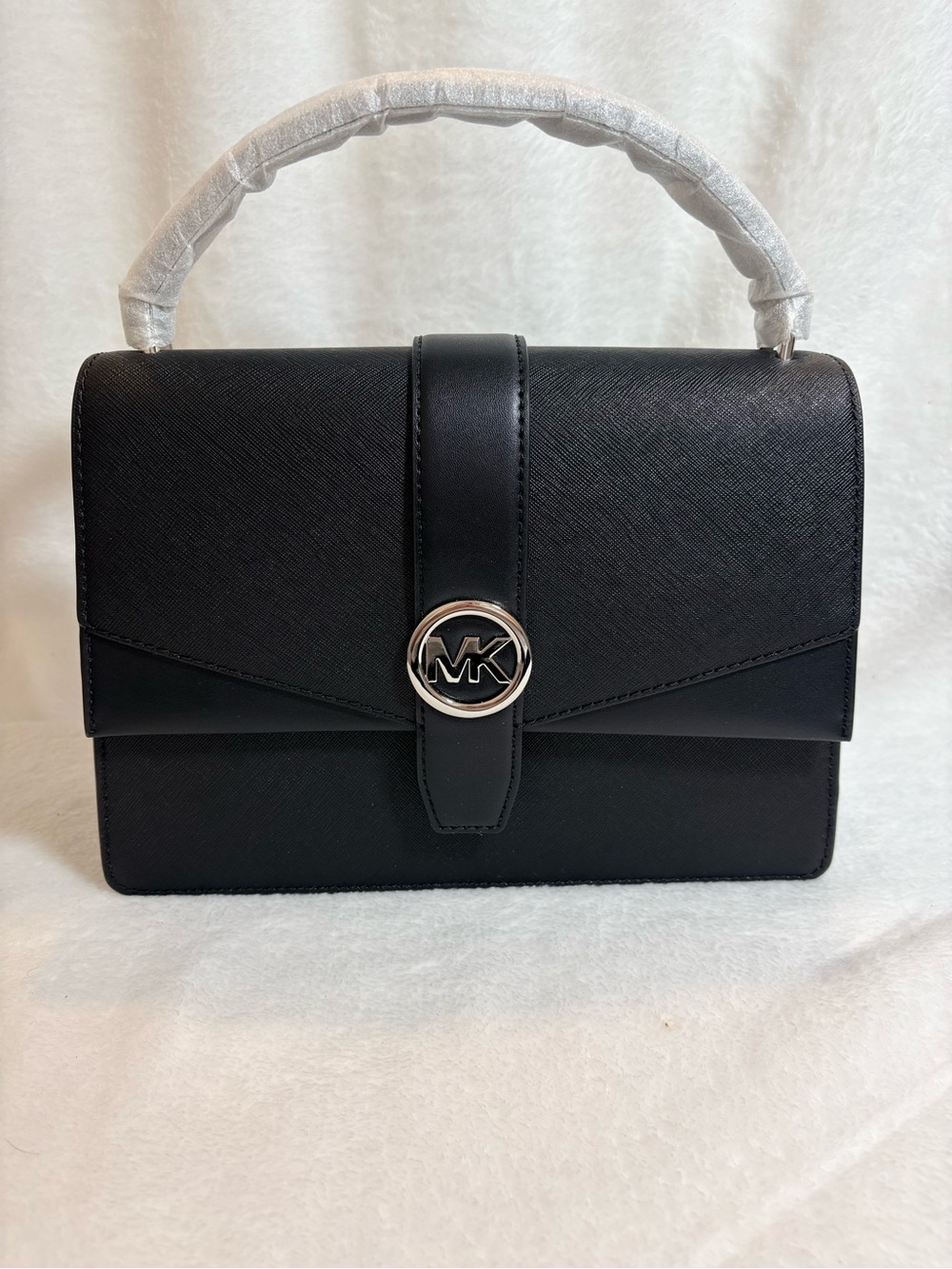 *NWT* Michael Kors Greenwich Medium Saffiano Leather Satchel (Color: Black)